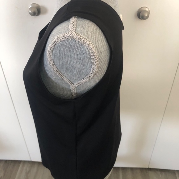 🕙 CHICOS CUTE TANK TOP SIZE 2 - Picture 4 of 6